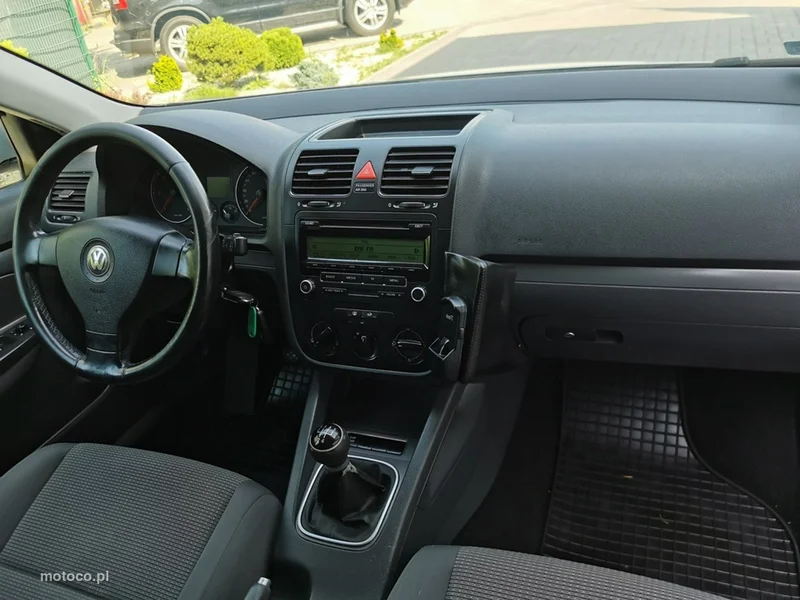 Volkswagen Golf V 14
