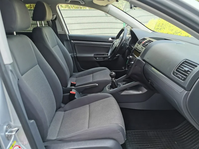 Volkswagen Golf V 15