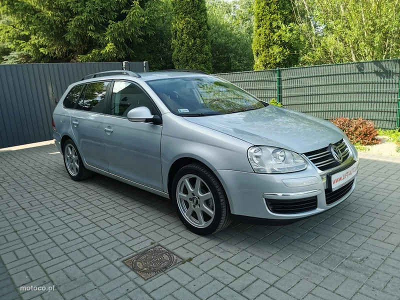 Volkswagen Golf V 4