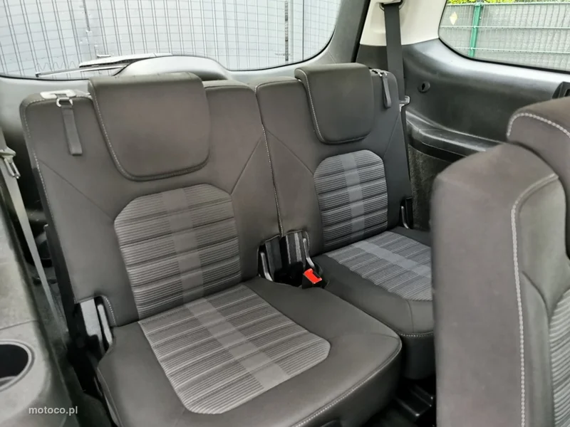 Ford Galaxy III 17