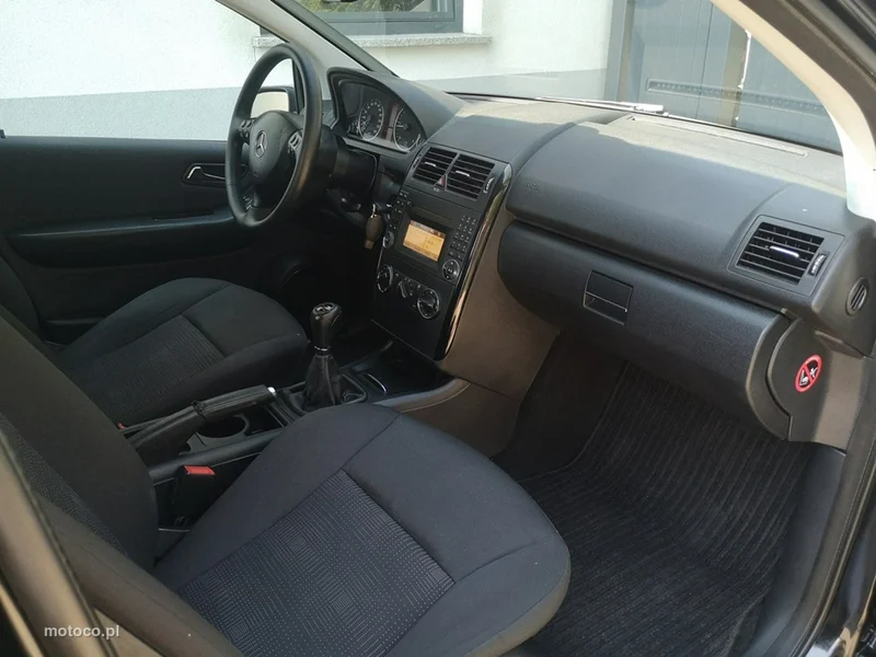 Mercedes-Benz Klasa A W169 A 180 18