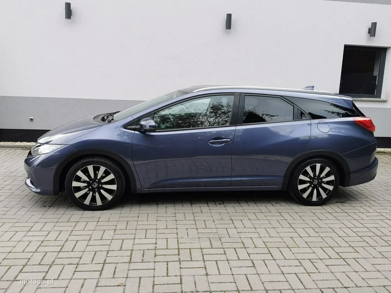 Honda Civic 9
