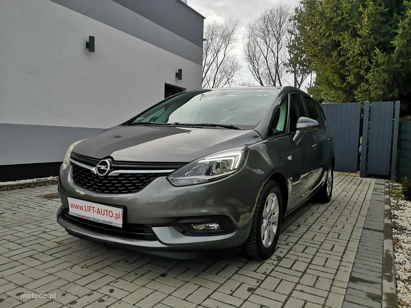 Opel Zafira C Tourer