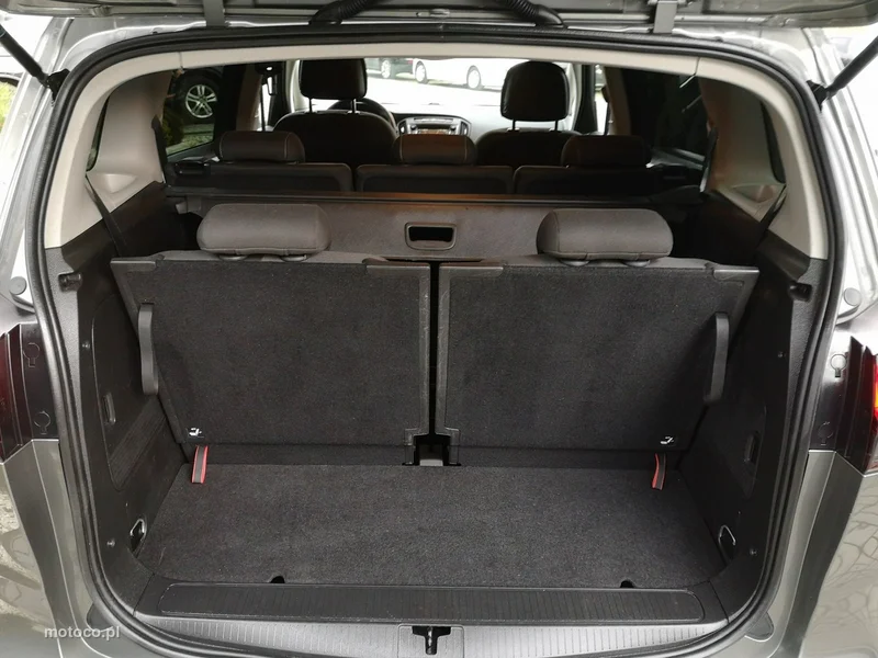 Opel Zafira C Tourer 7