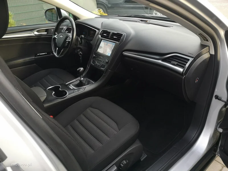 Ford Mondeo V 22