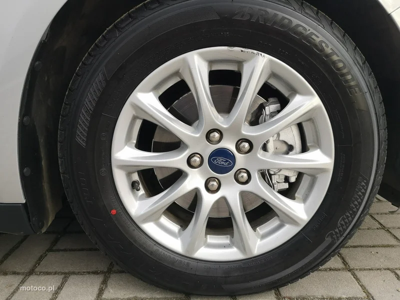 Ford Mondeo V 23