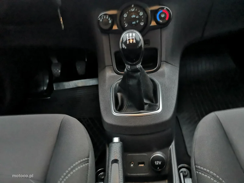 Ford Fiesta VI 14