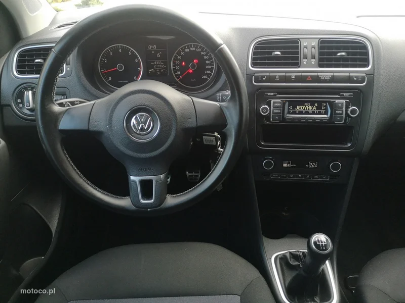 Volkswagen Polo V 6R 13