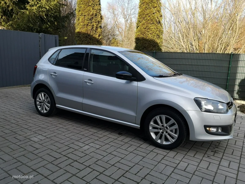 Volkswagen Polo V 6R 4