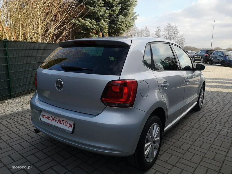 Volkswagen Polo V 6R 5