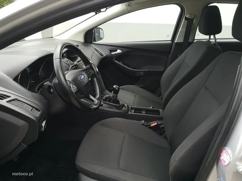 Ford Focus III 16