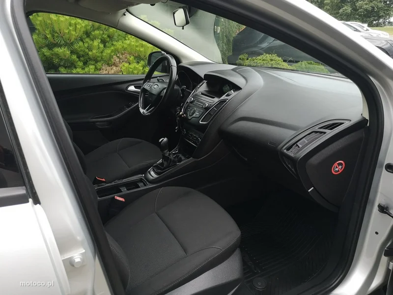 Ford Focus III 19