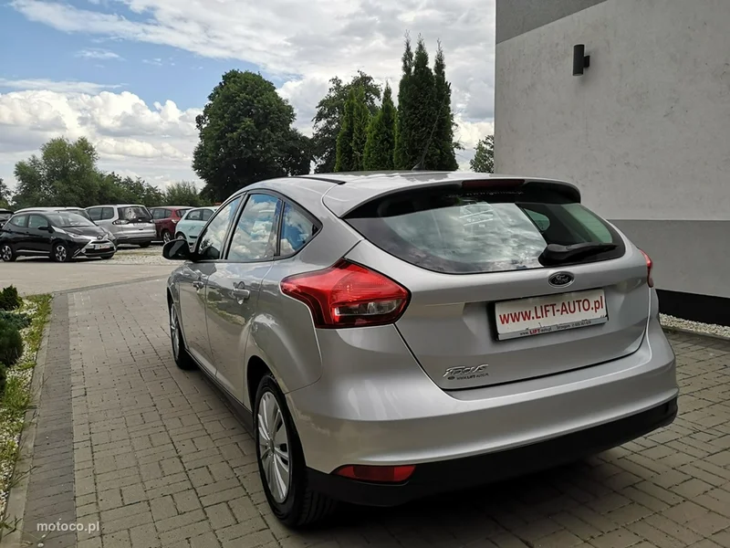 Ford Focus III 8