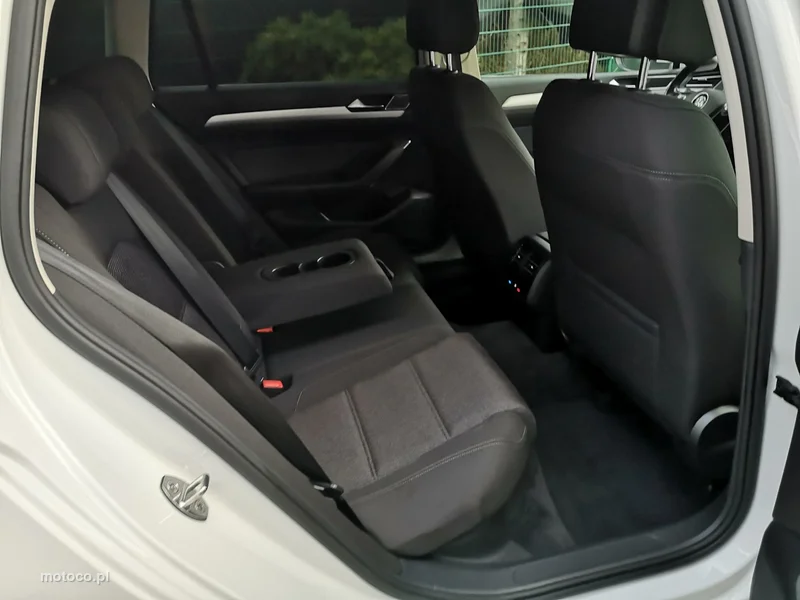 Volkswagen Passat B8 23