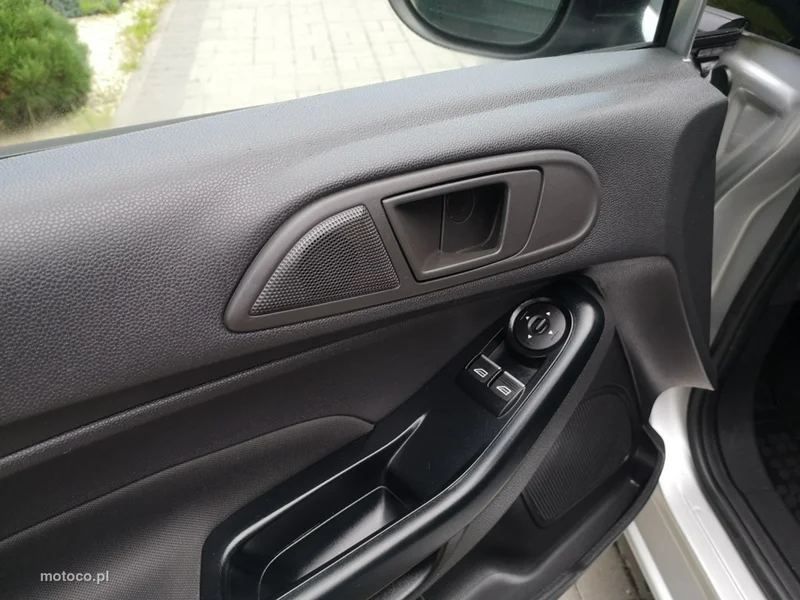 Ford Fiesta VI 11