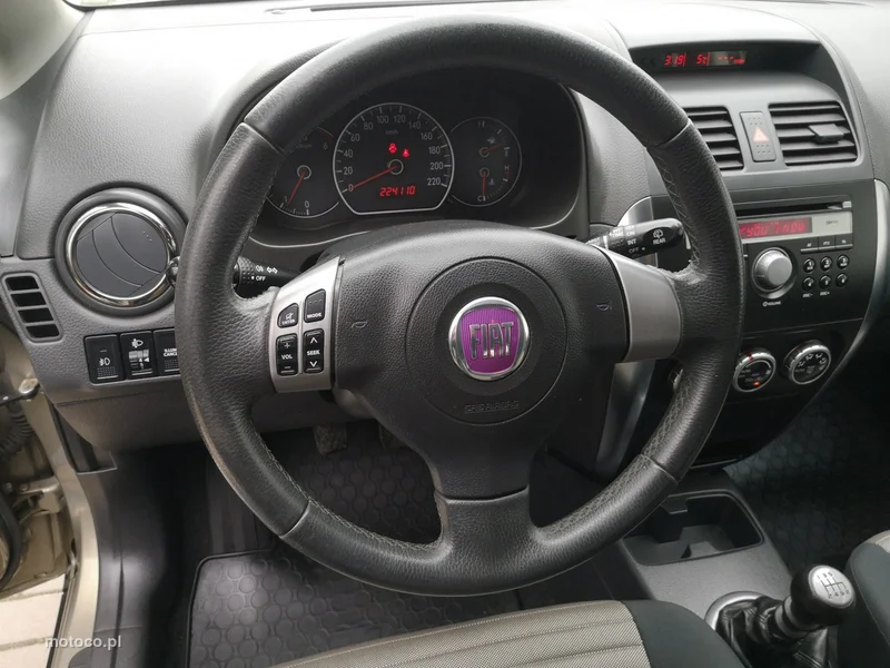 Fiat Sedici 11