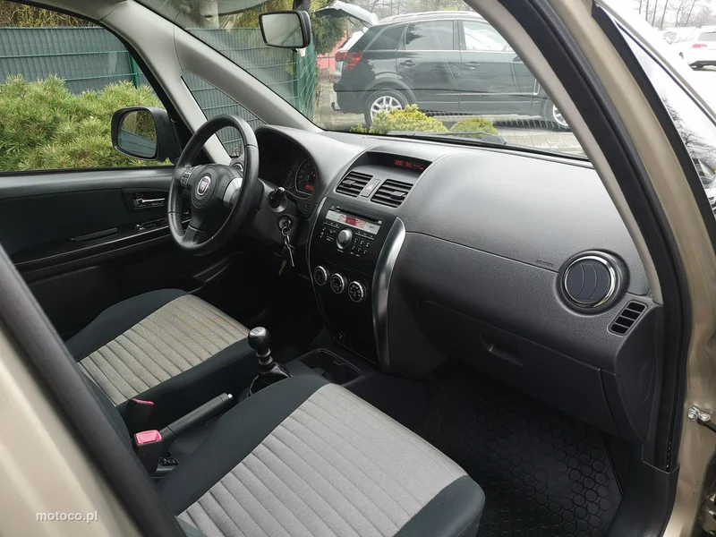 Fiat Sedici 17