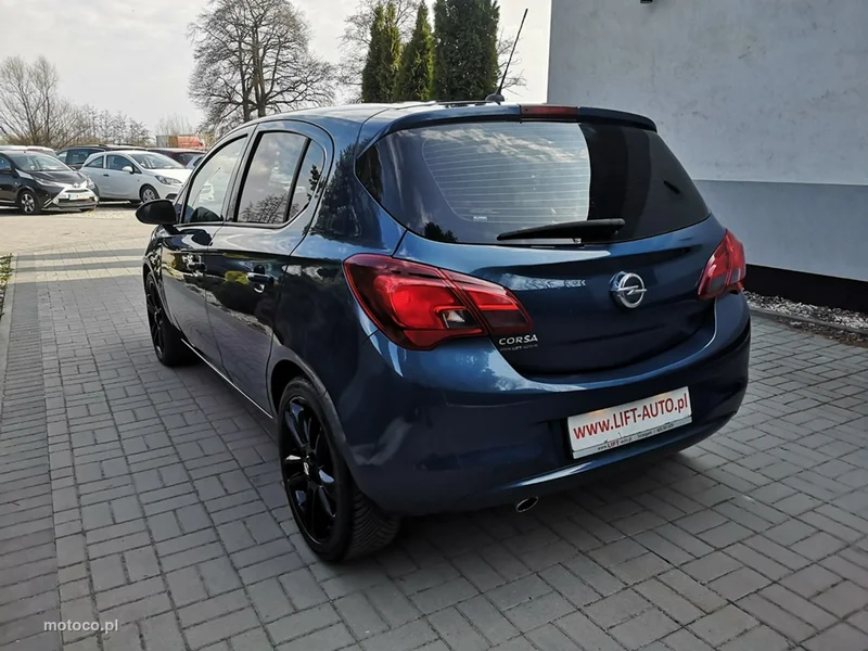 Opel Corsa E 8