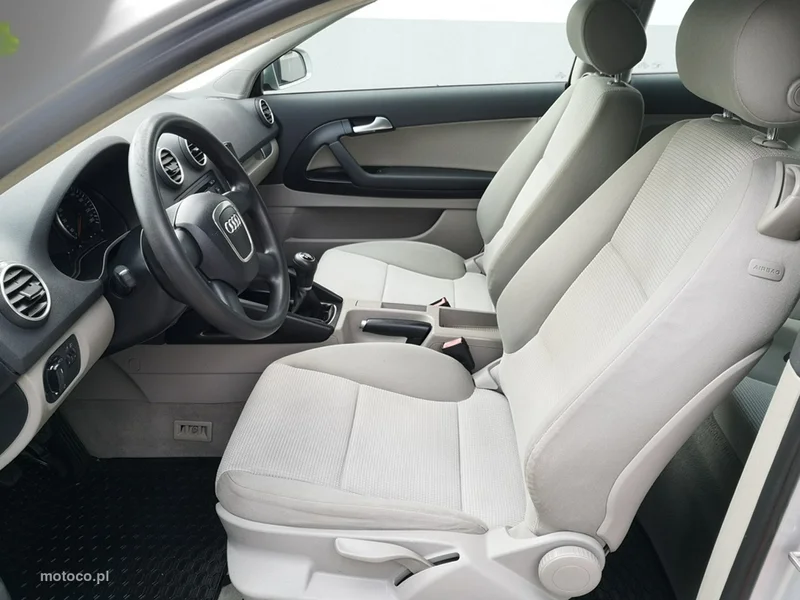 Audi A3 8P 16