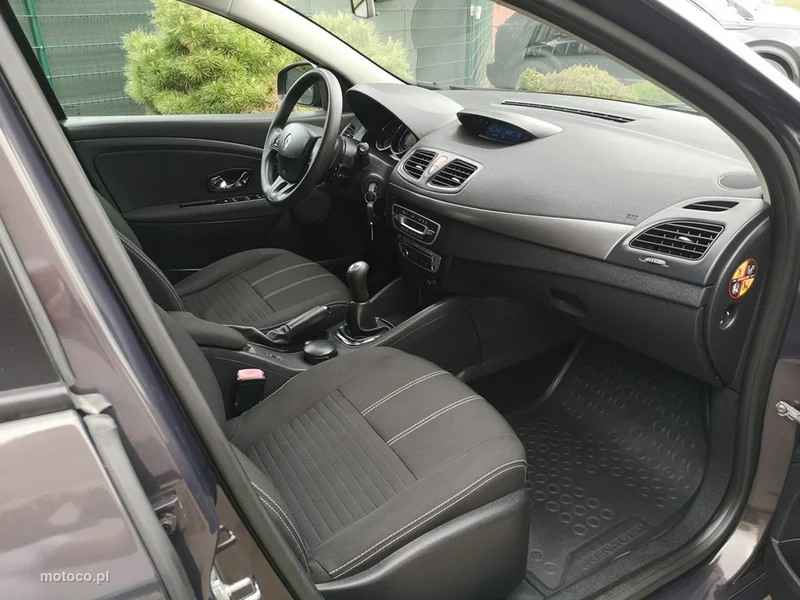 Renault Fluence 21