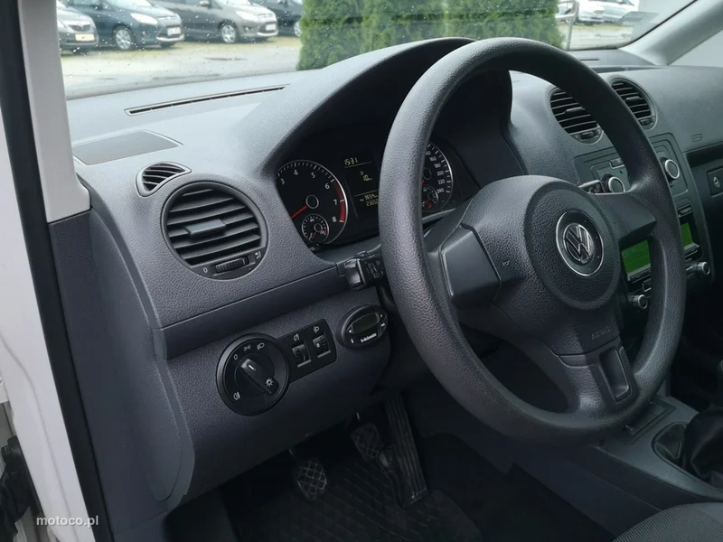 Volkswagen Caddy III 12