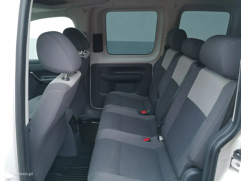 Volkswagen Caddy III 16