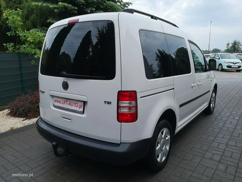 Volkswagen Caddy III 6