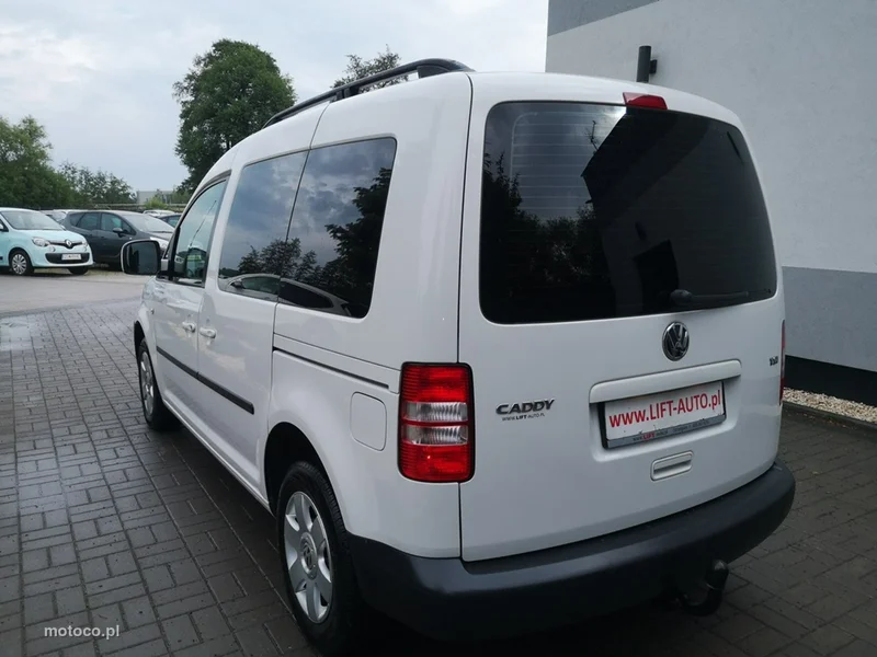Volkswagen Caddy III 8