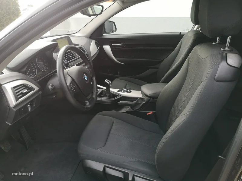 BMW Seria 2 F22 218 11