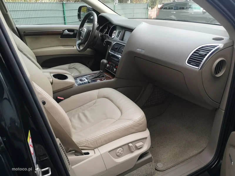 Audi Q7 4L 22