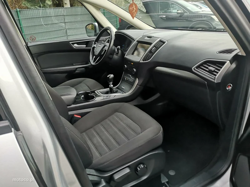 Ford Galaxy III 26