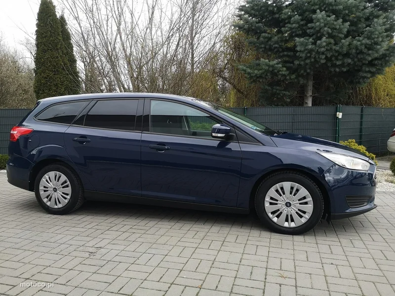 Ford Focus III 4