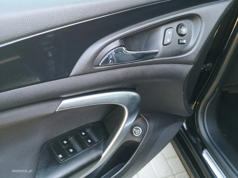 Opel Insignia A 12
