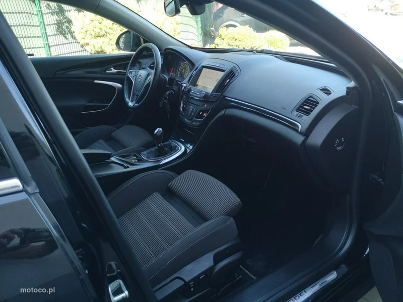 Opel Insignia A 23