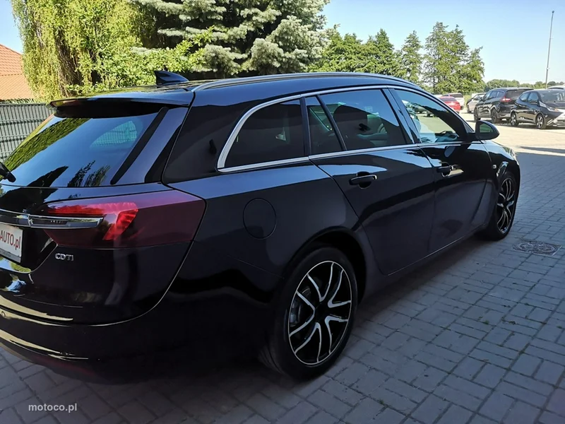 Opel Insignia A 5