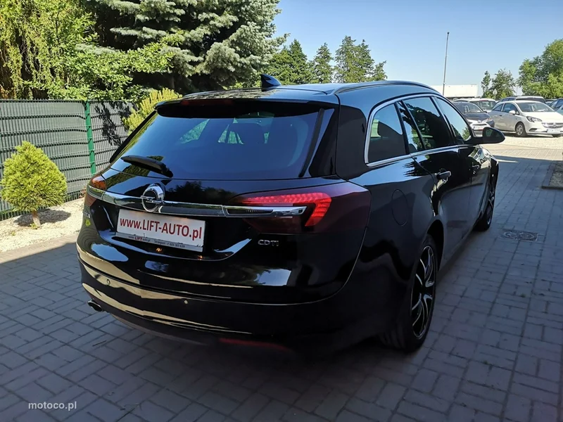 Opel Insignia A 6