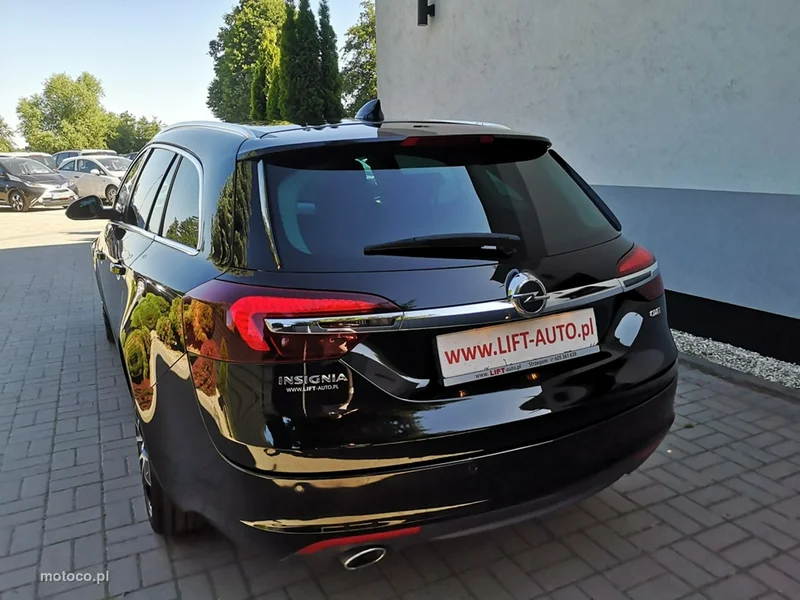 Opel Insignia A 8