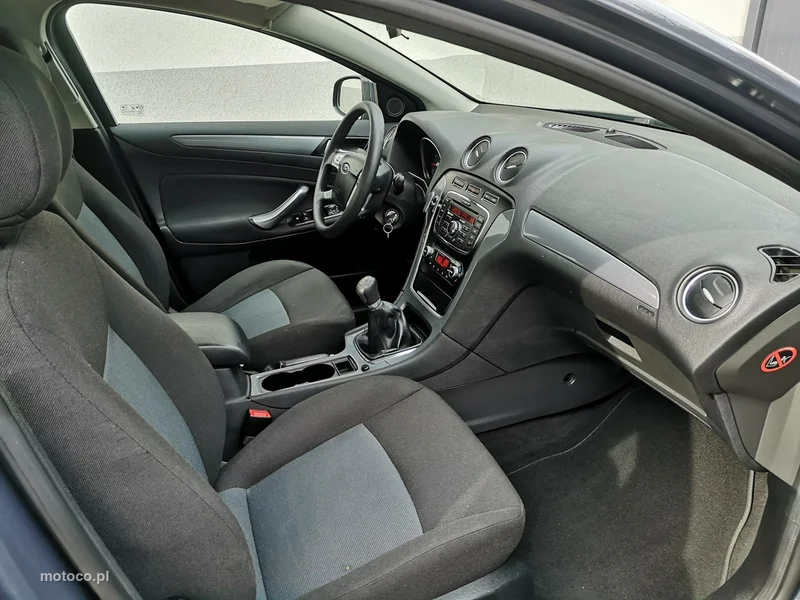 Ford Mondeo IV 17