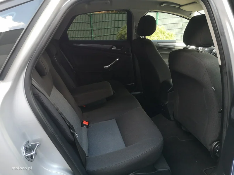 Ford Mondeo V 15