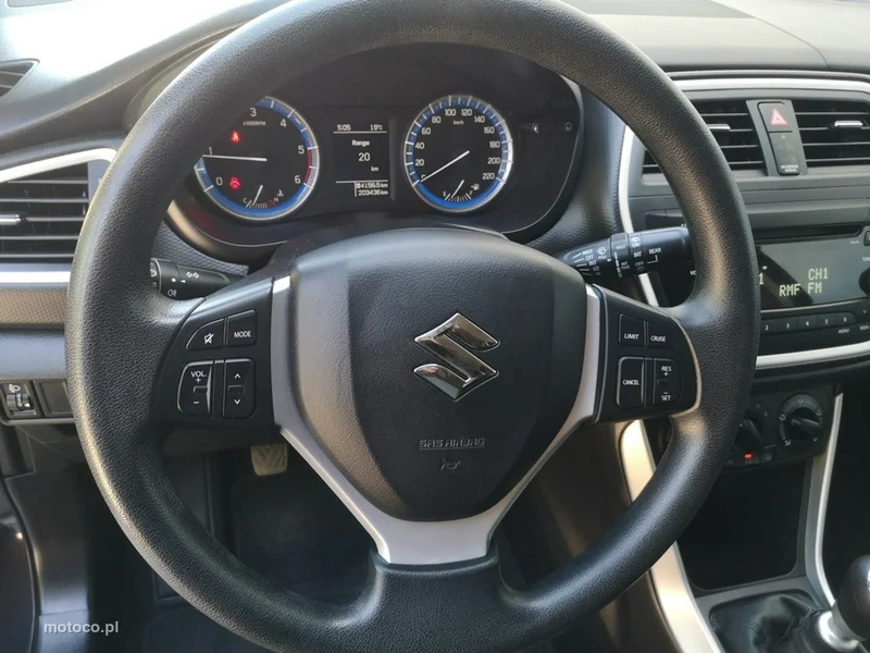 Suzuki (SX4) S-Cross 13