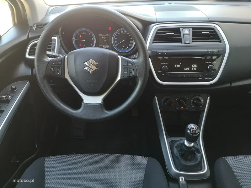 Suzuki (SX4) S-Cross 14