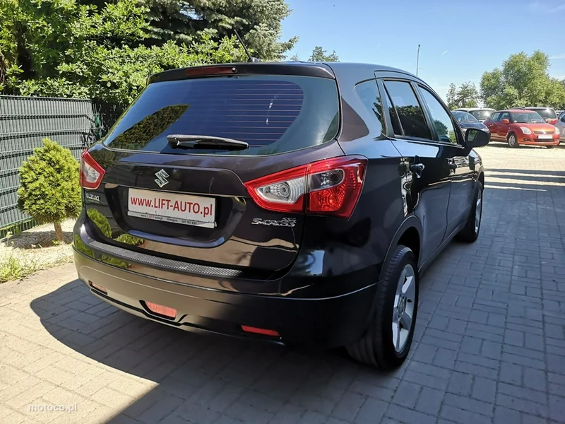 Suzuki (SX4) S-Cross 5