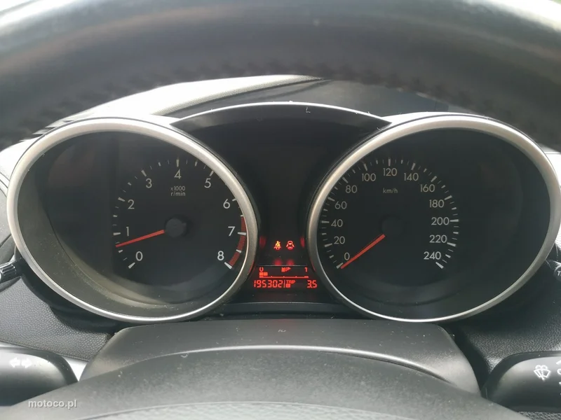 Mazda 3 16