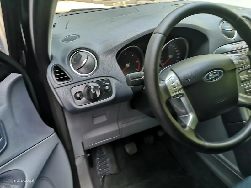 Ford S-Max I 14