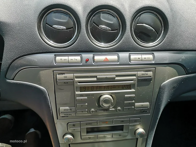 Ford S-Max I 18