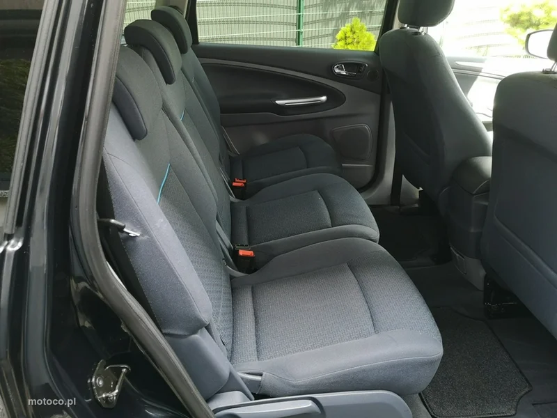 Ford S-Max I 22