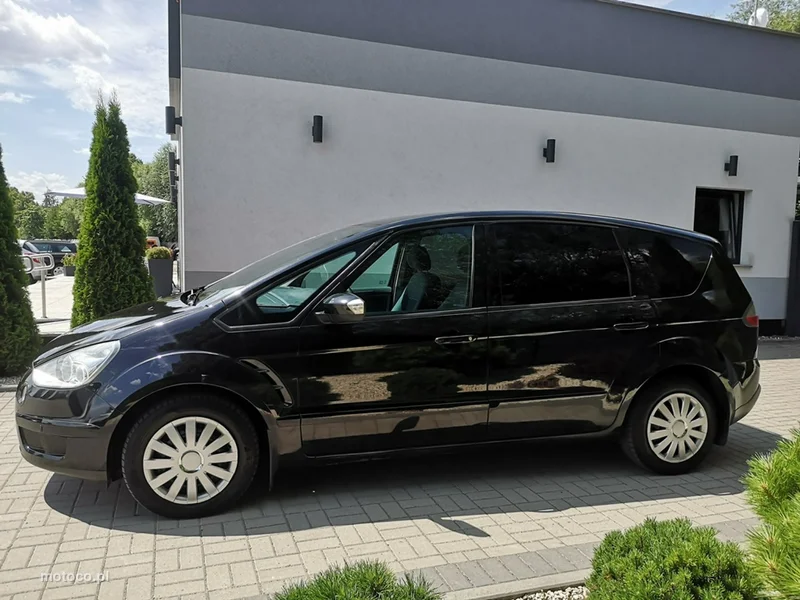 Ford S-Max I 10