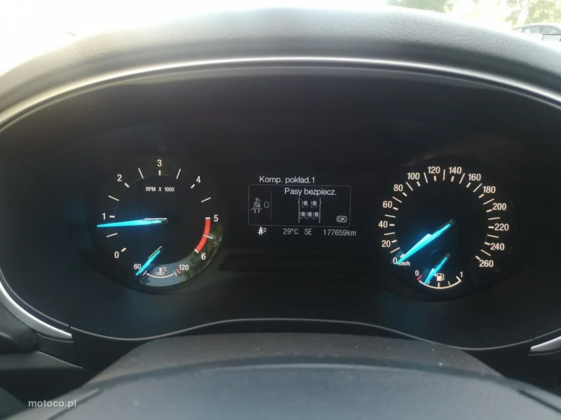 Ford Mondeo V 11