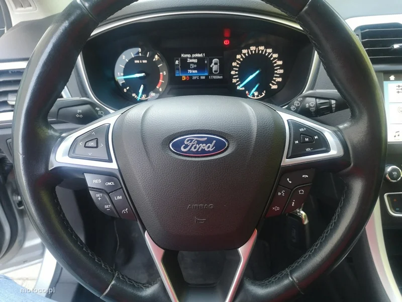 Ford Mondeo V 13