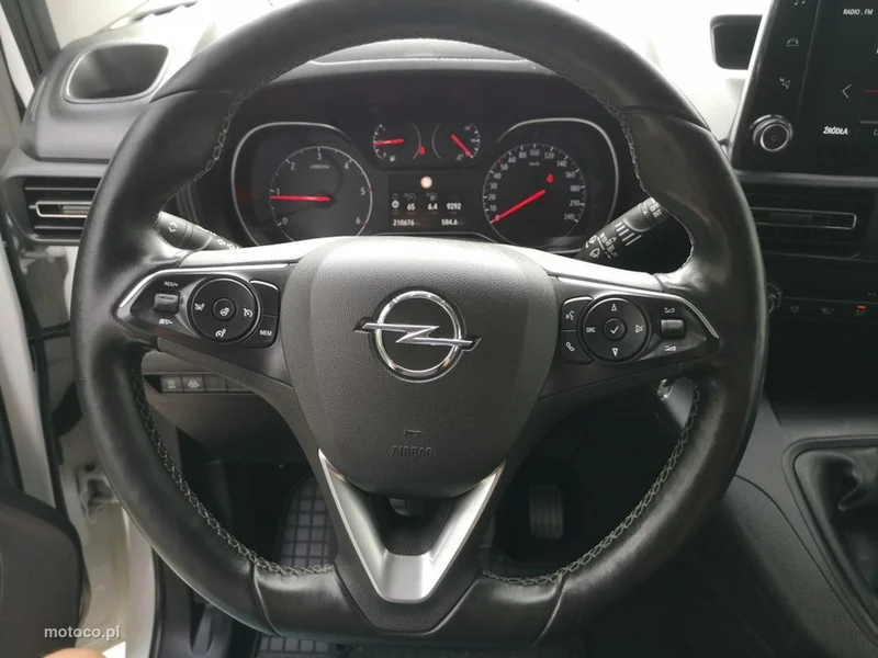 Opel Combo Life 12